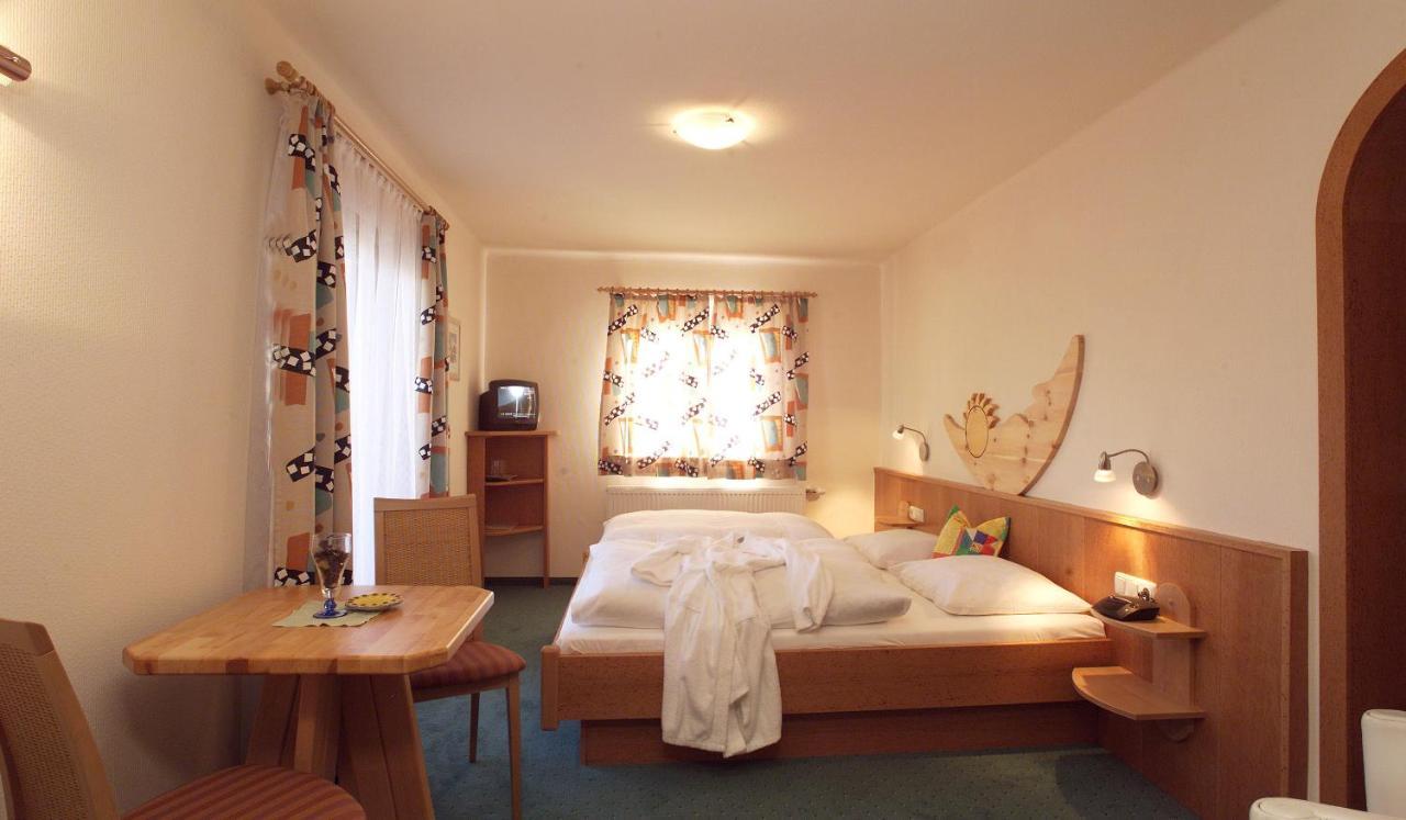 Pension Lachmayr Kaprun Extérieur photo
