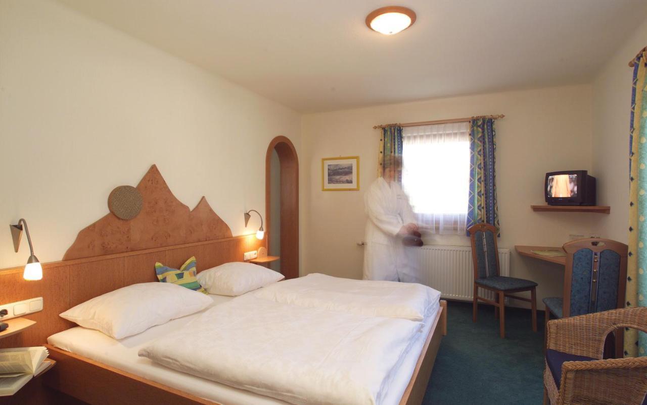 Pension Lachmayr Kaprun Extérieur photo