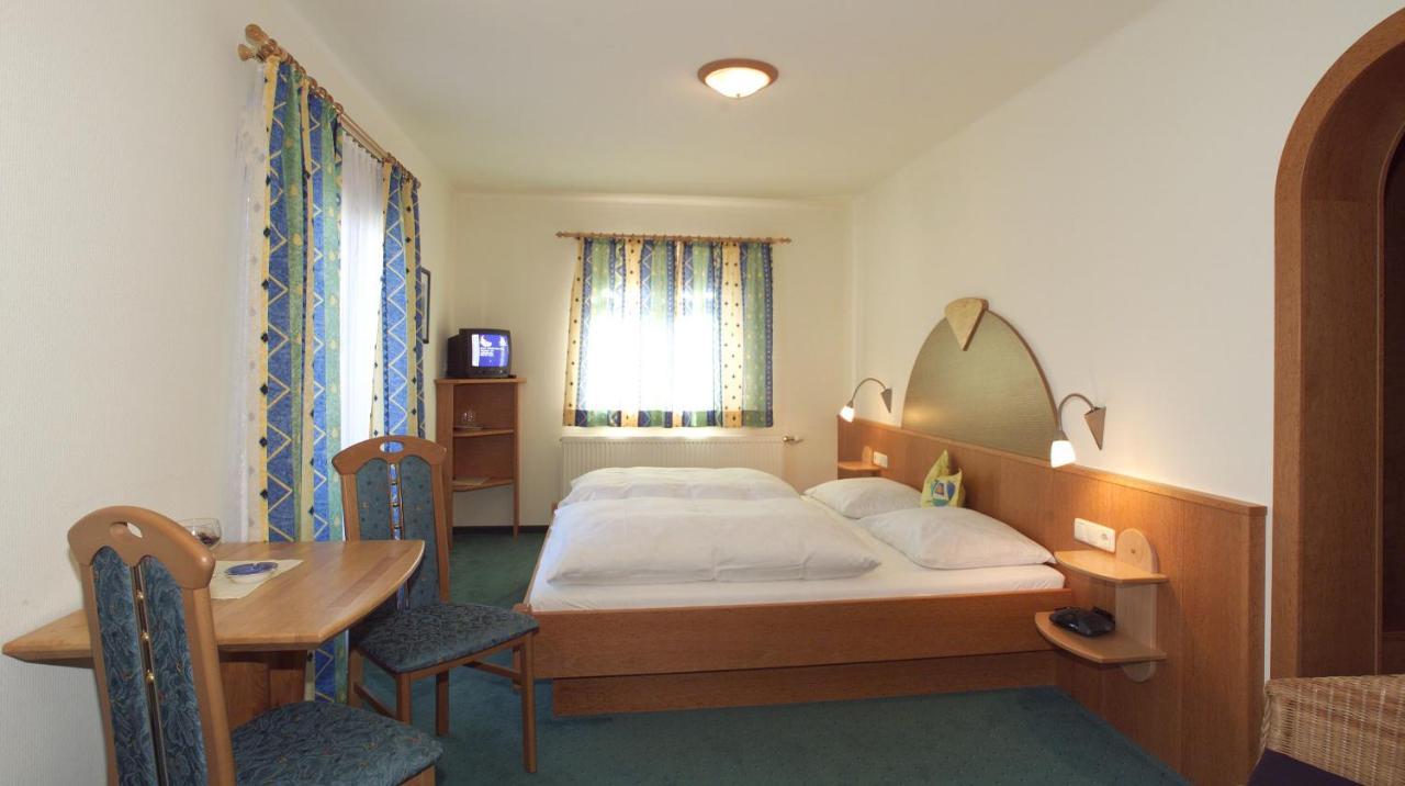 Pension Lachmayr Kaprun Chambre photo